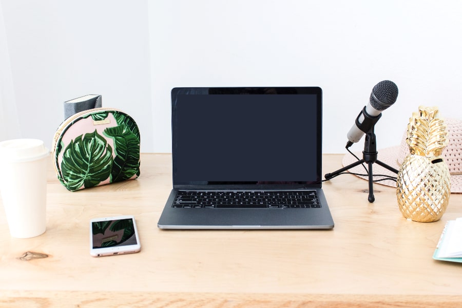 best podcasts for 20 somethings and entrepreneurs